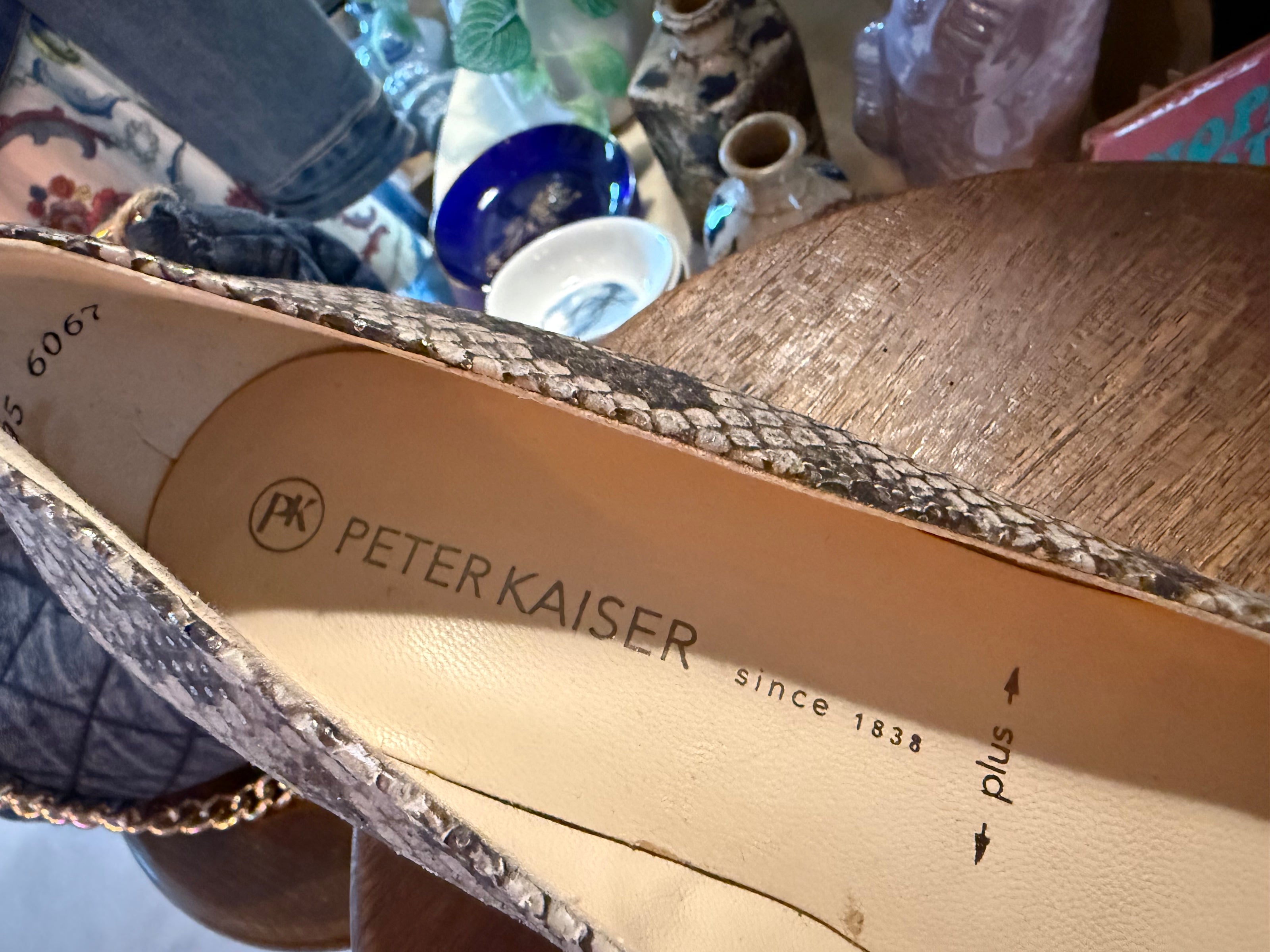 Peter Kaiser pumps met slangenprint – maat 38