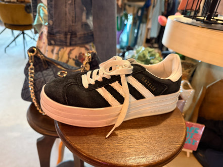 Adidas Gazelle Platform Sneakers – maat 38
