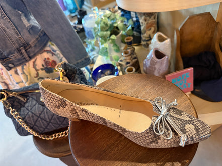 Peter Kaiser pumps met slangenprint – maat 38
