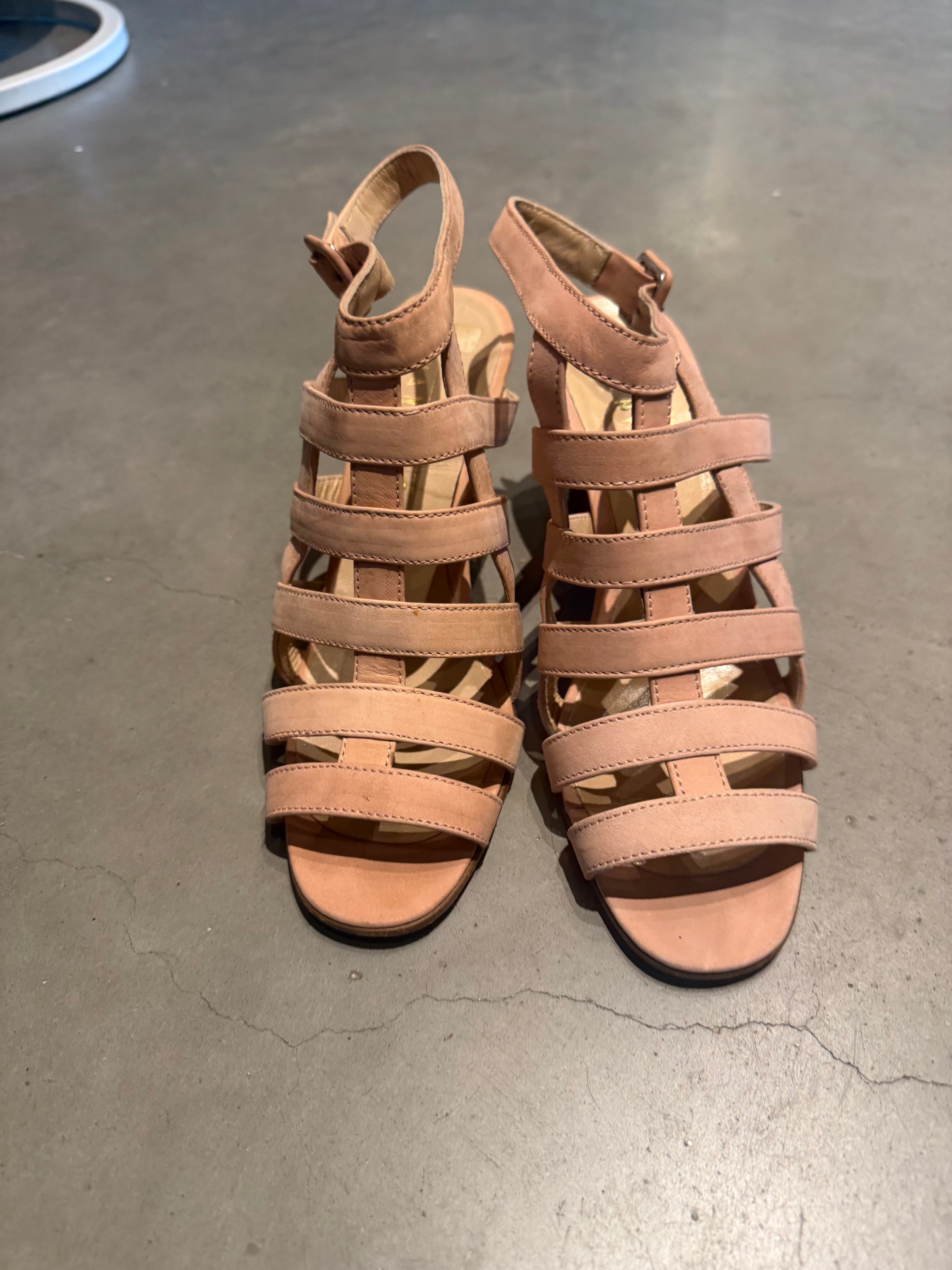 Manfield 38,5