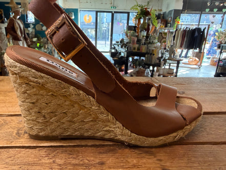 Dune Sleehak Sandalen – Maat 38
