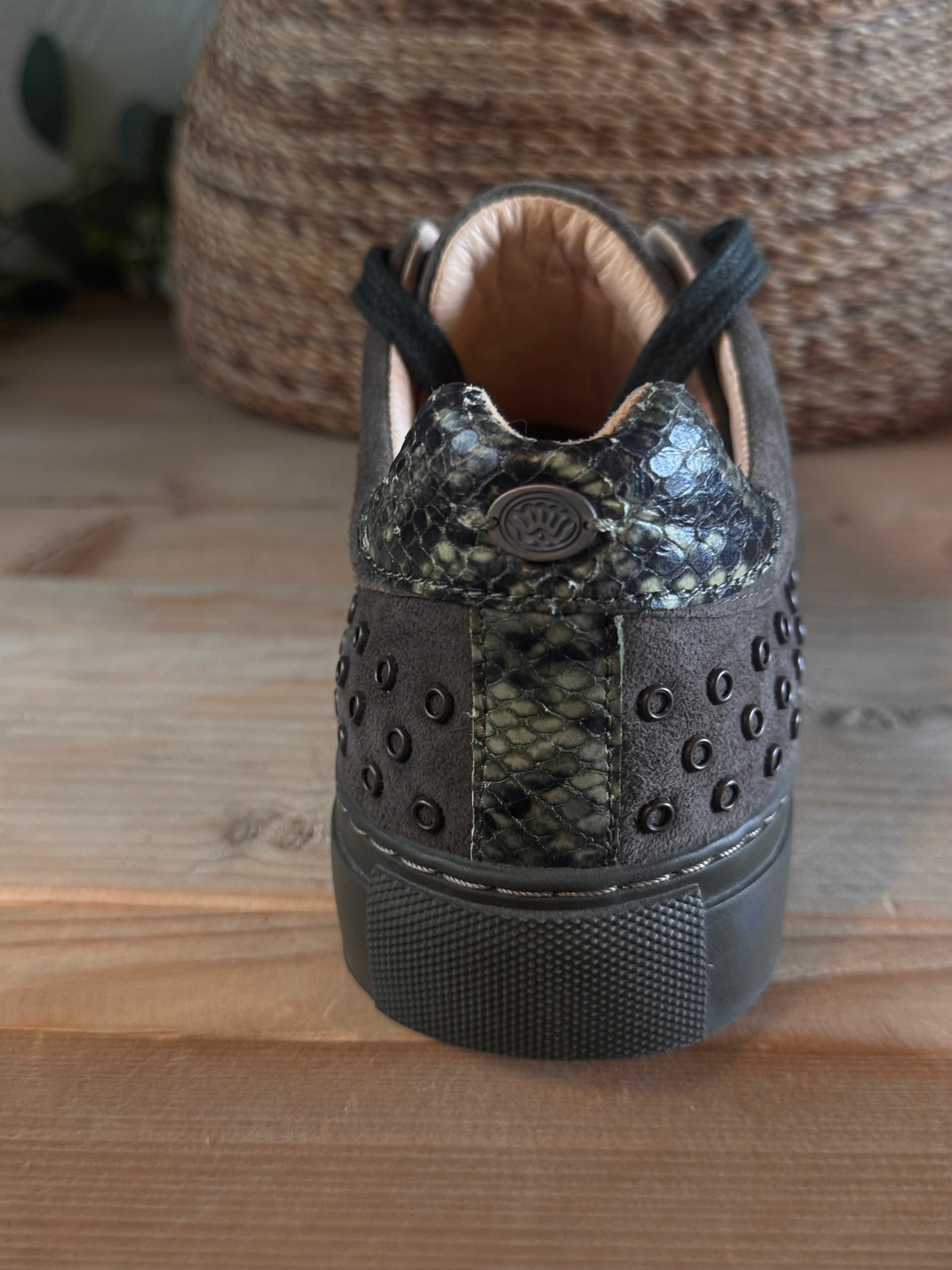 Groene sneaker Fred de la Bretoniere