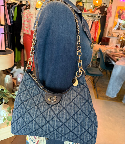 Guess quilted tas