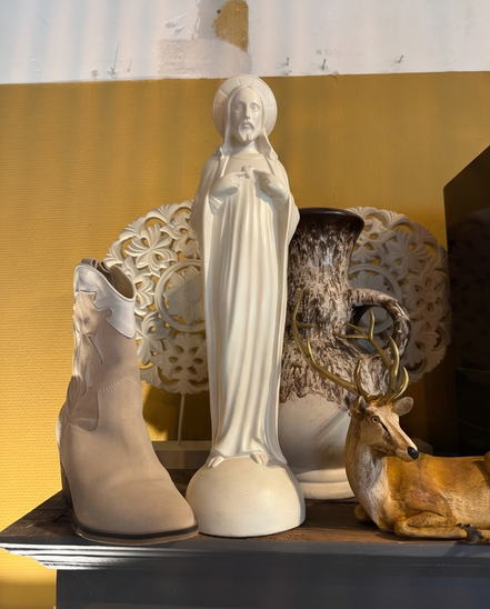 Sereen vintage heilig hart beeld