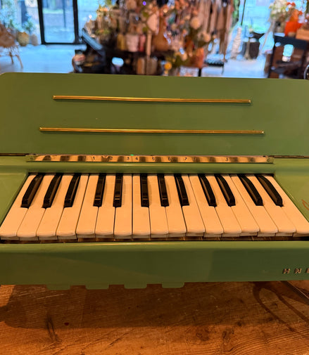 Hohner mini piano
