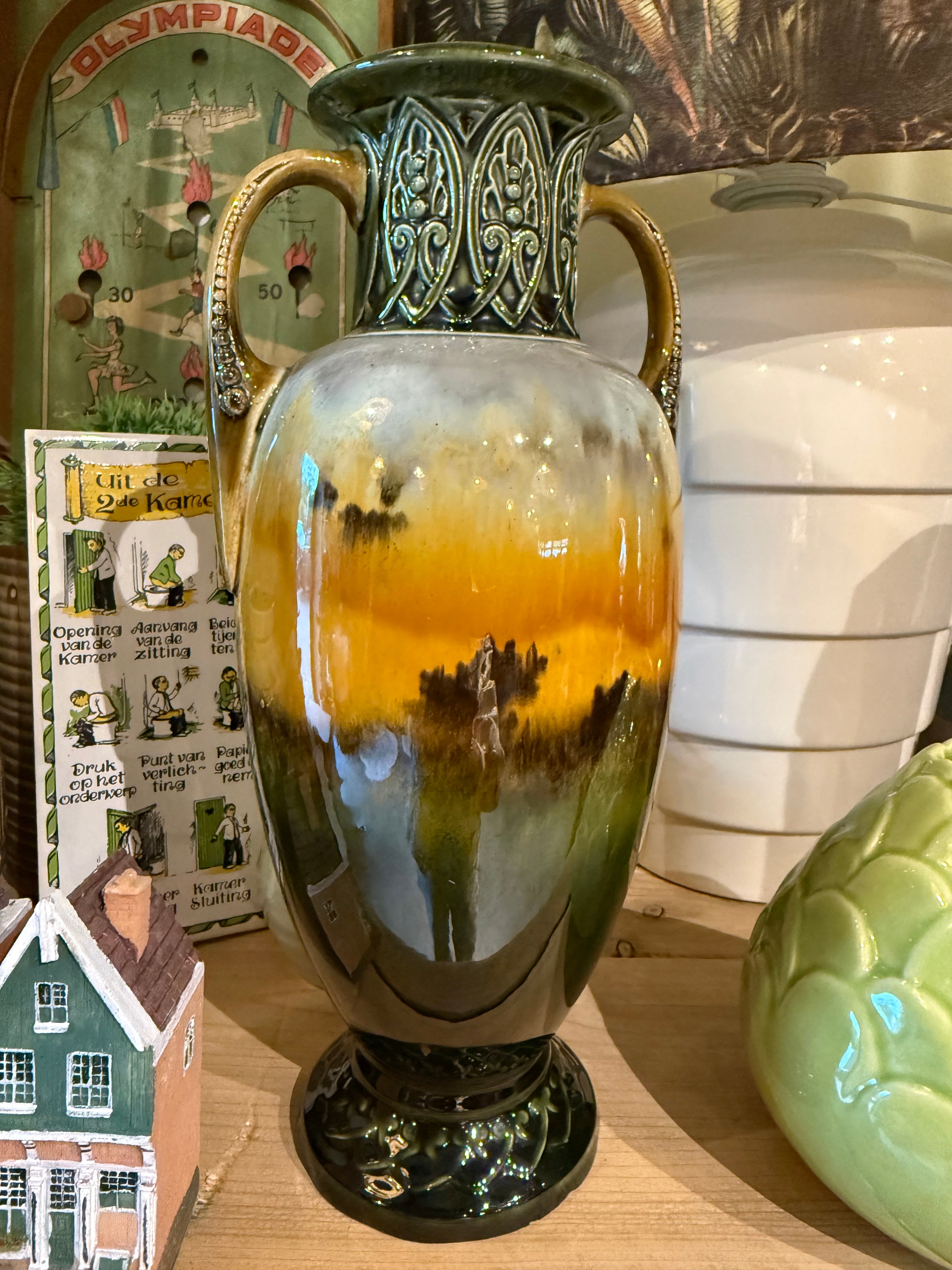 Vintage art pottery amphora vaas