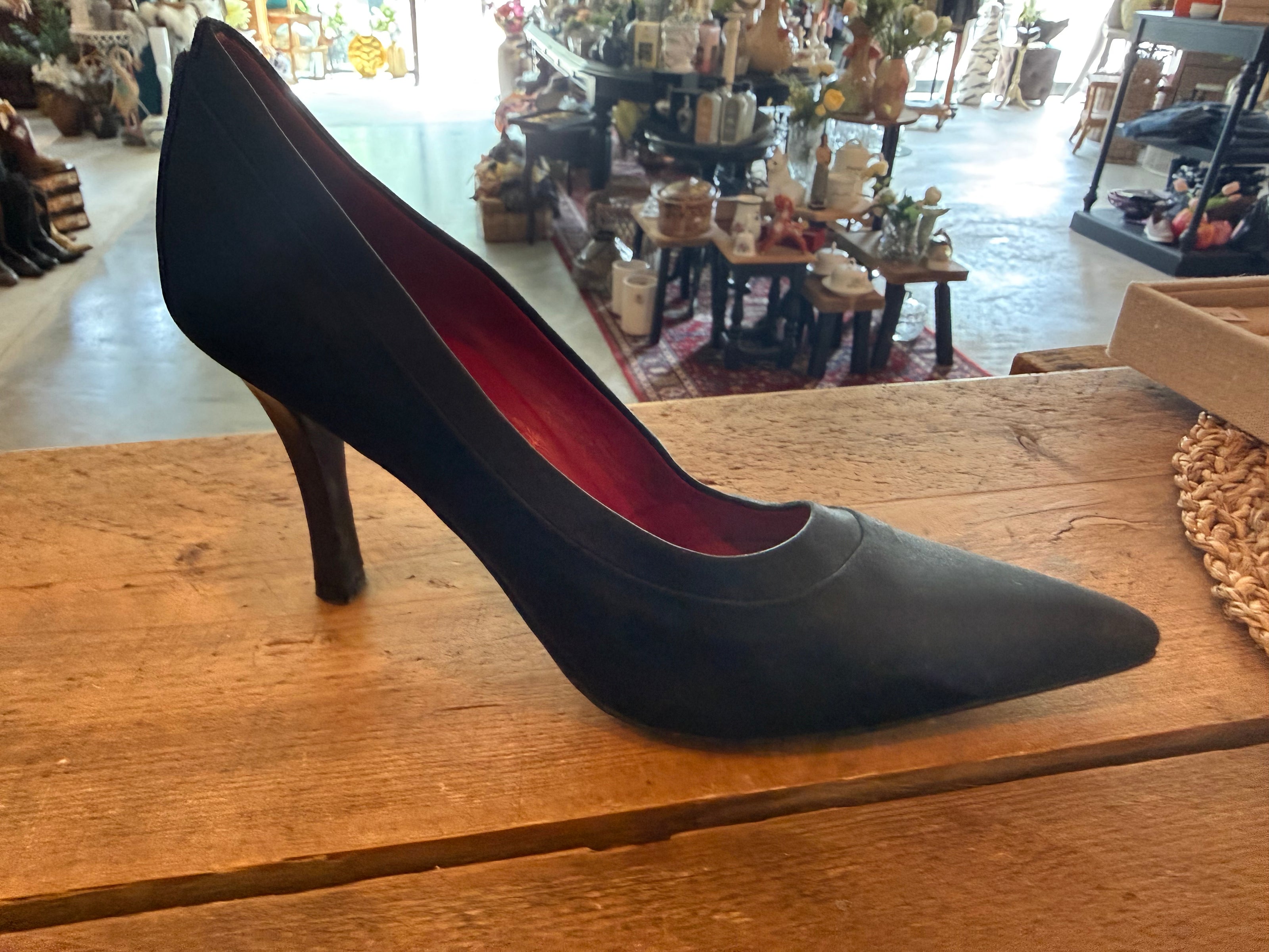 Pump Donna Karen maat 37