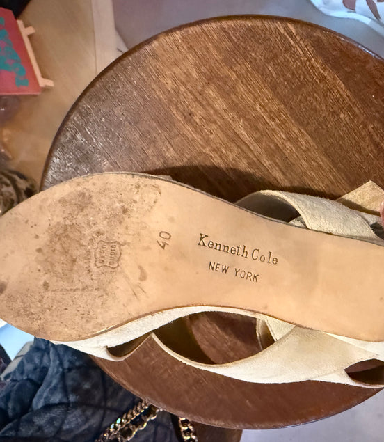 Kenneth Cole maat 40