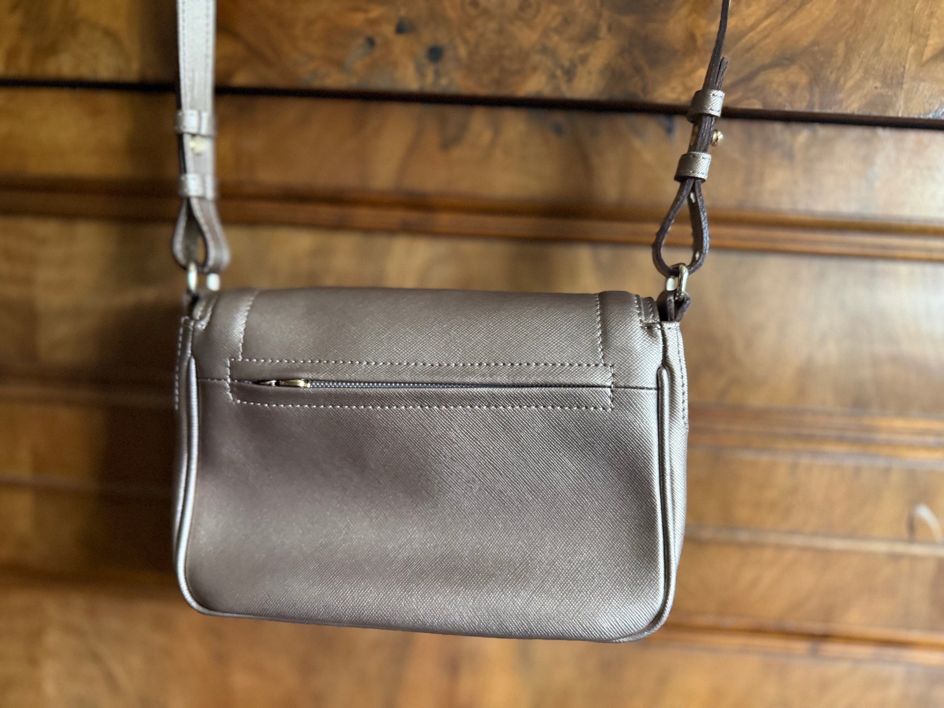 Claudio Ferrici leren crossbodytas met siersteen