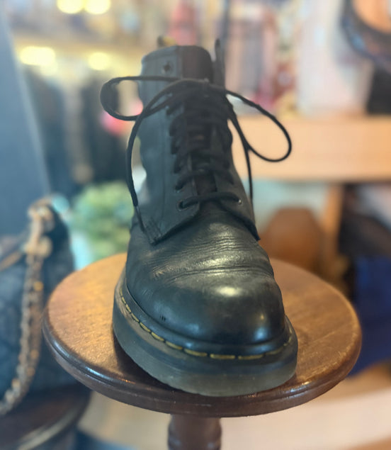 Dr. Martens maat 38