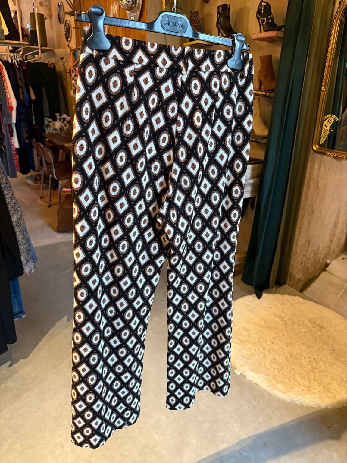 KAOS pantalon achterzijde