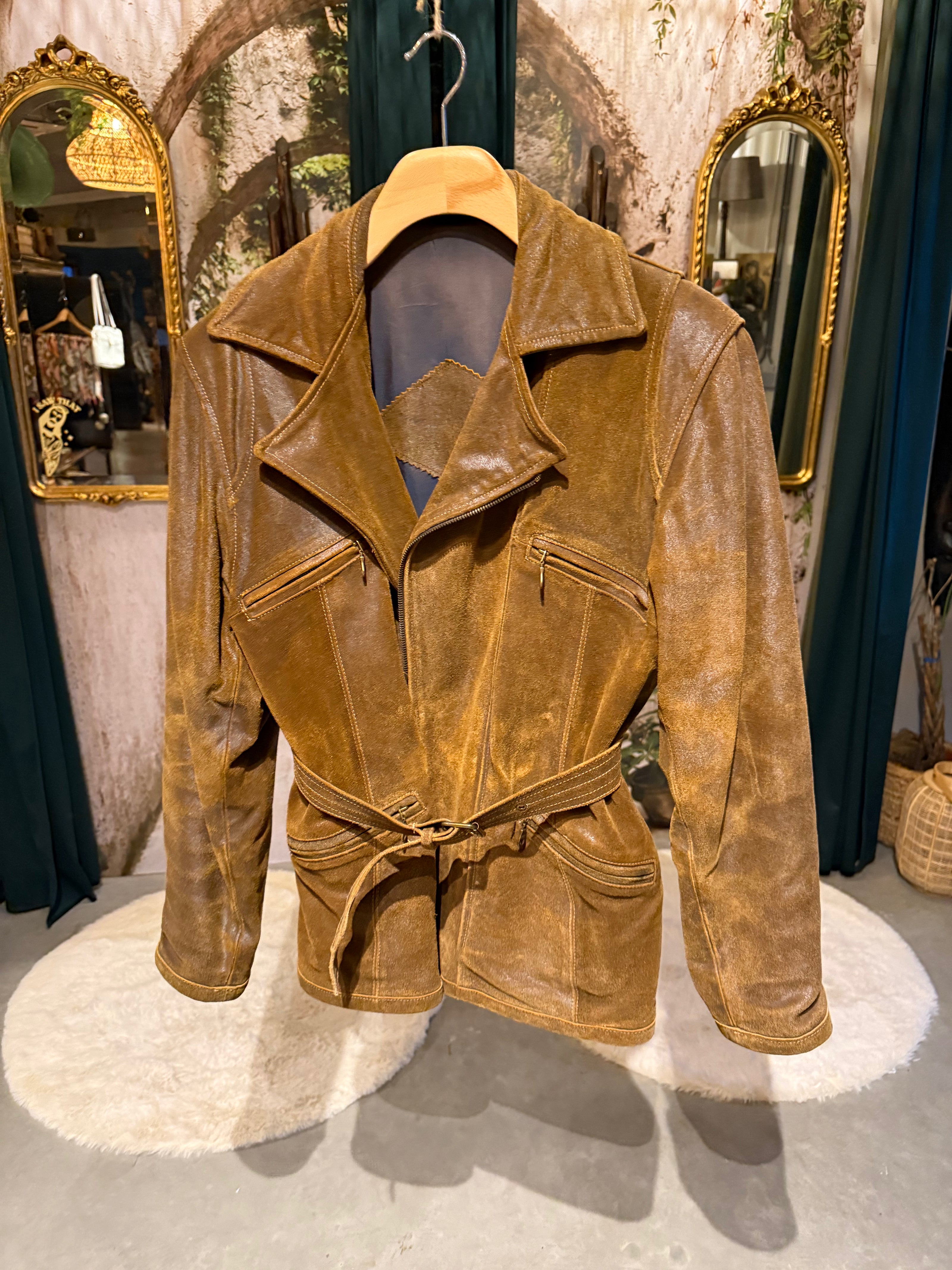 Stoere vintage leren jas van&nbsp;Bella Leder