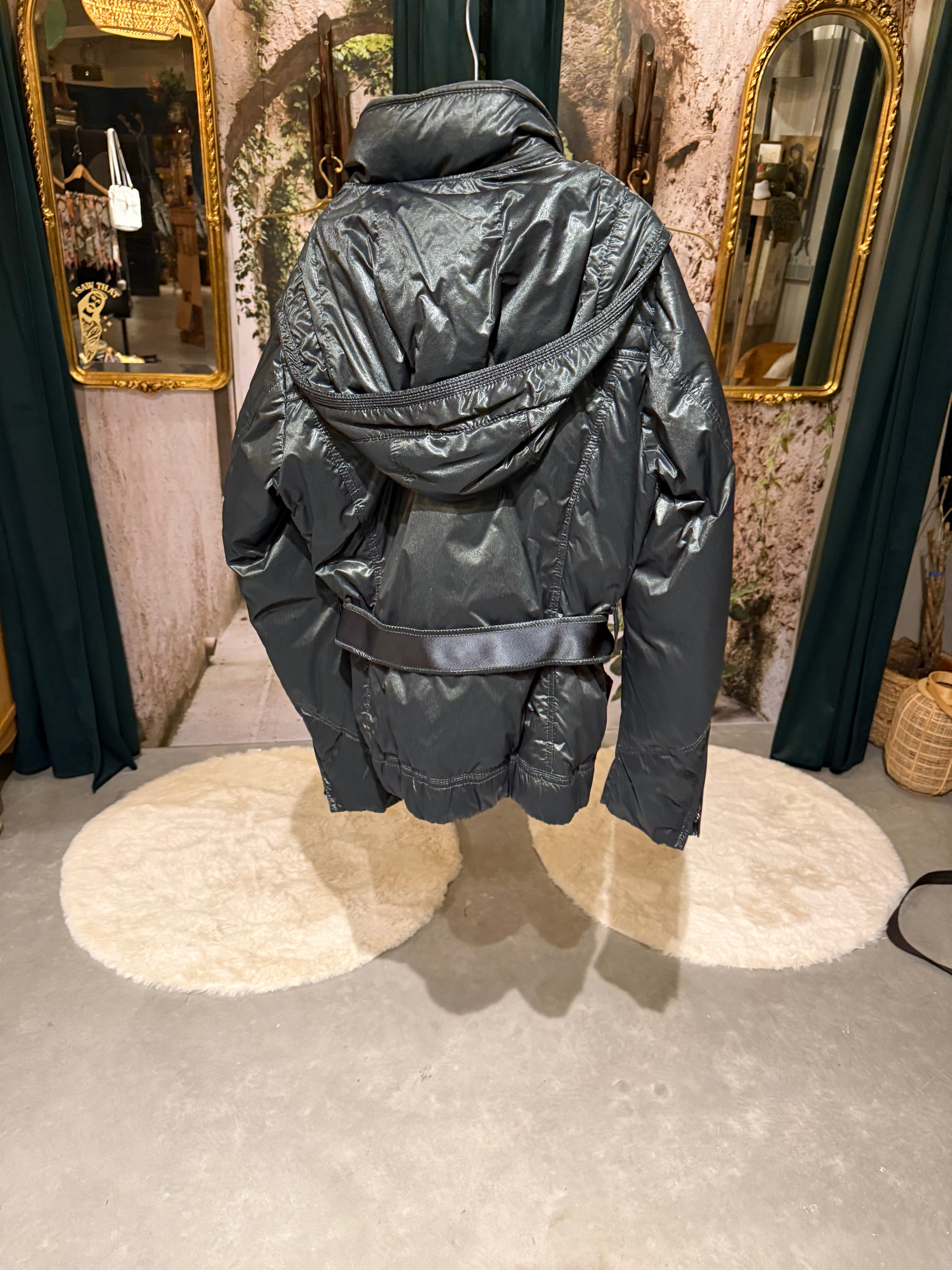 Peuterey metallic gewatteerde winterjas met ceintuur