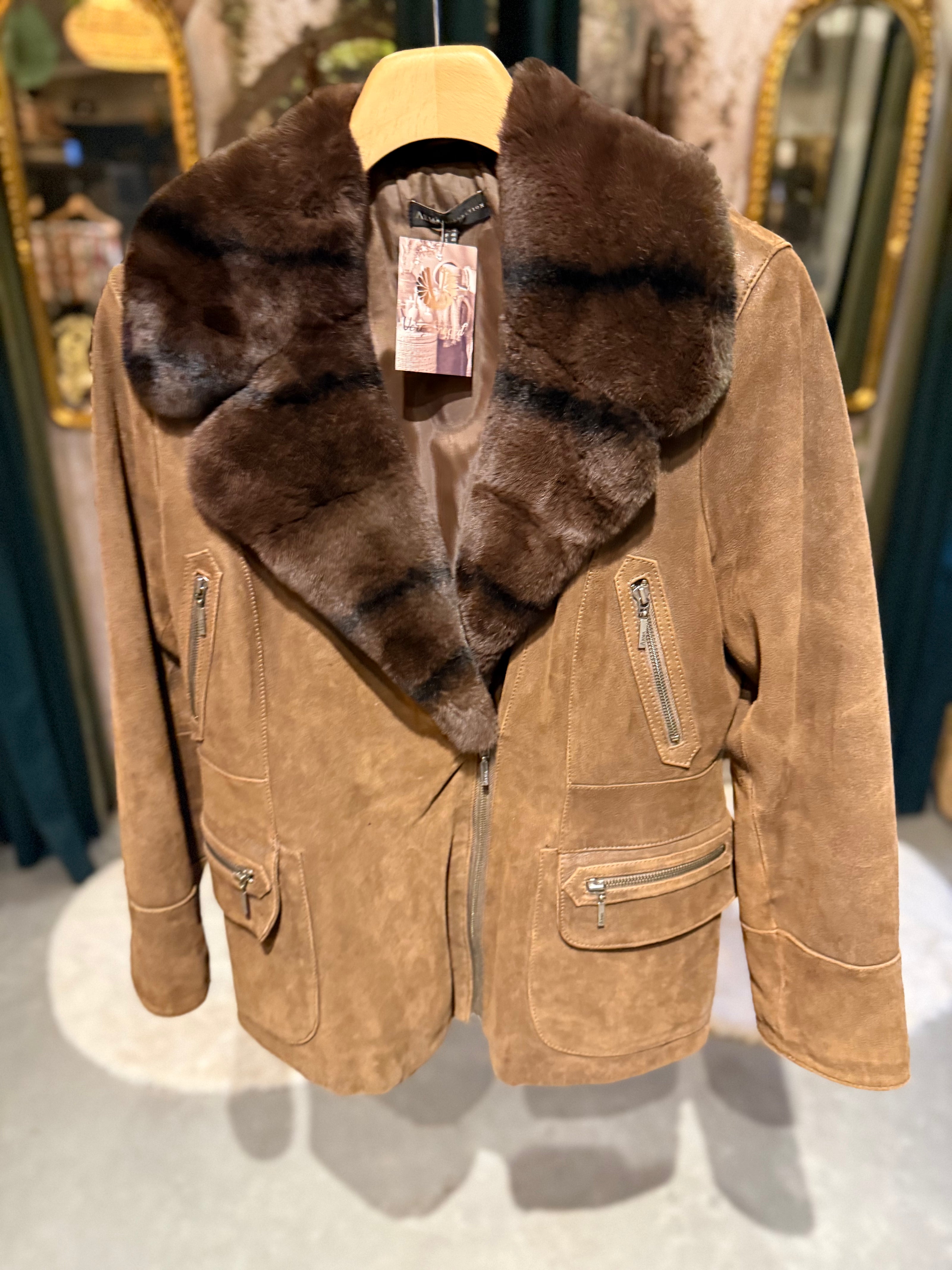 ARMA Collection suède leren jas met bontkraag