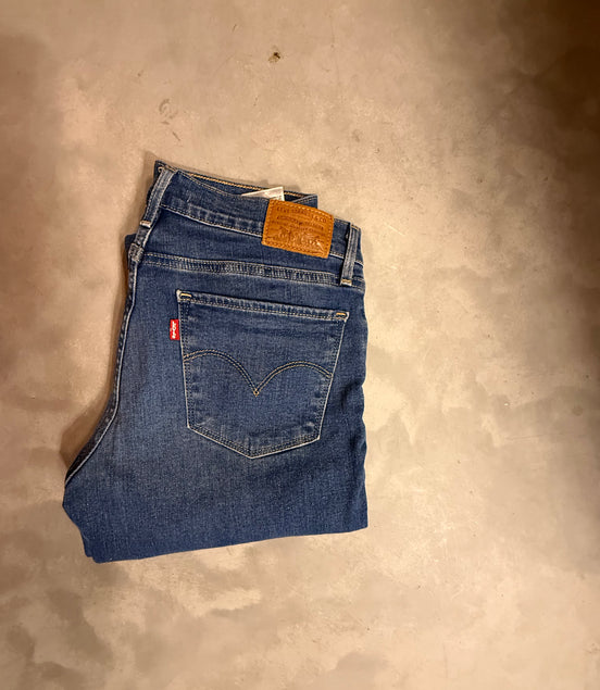 Levi’s 710 Super Skinny Jeans – maat W26