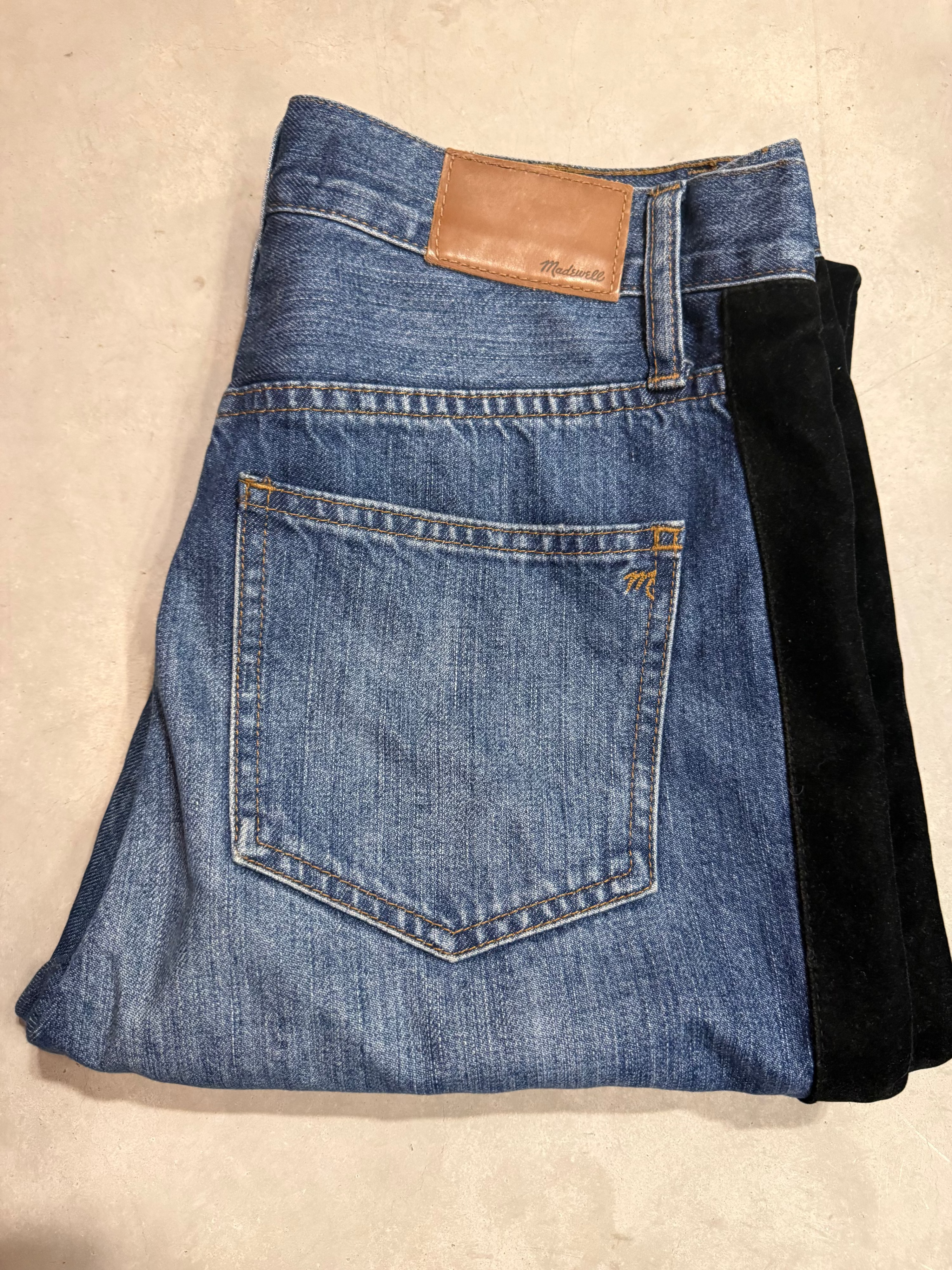 Madewell straight jeans – mid blue