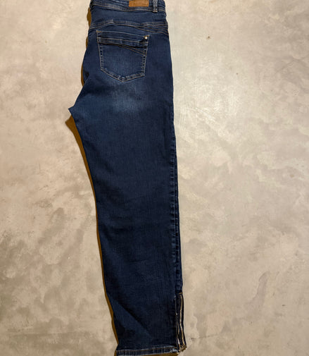 Bonita Dana Jeans – maat 44