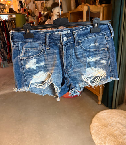 Abercrombie &amp; Fitch boyfriend short – maat 27