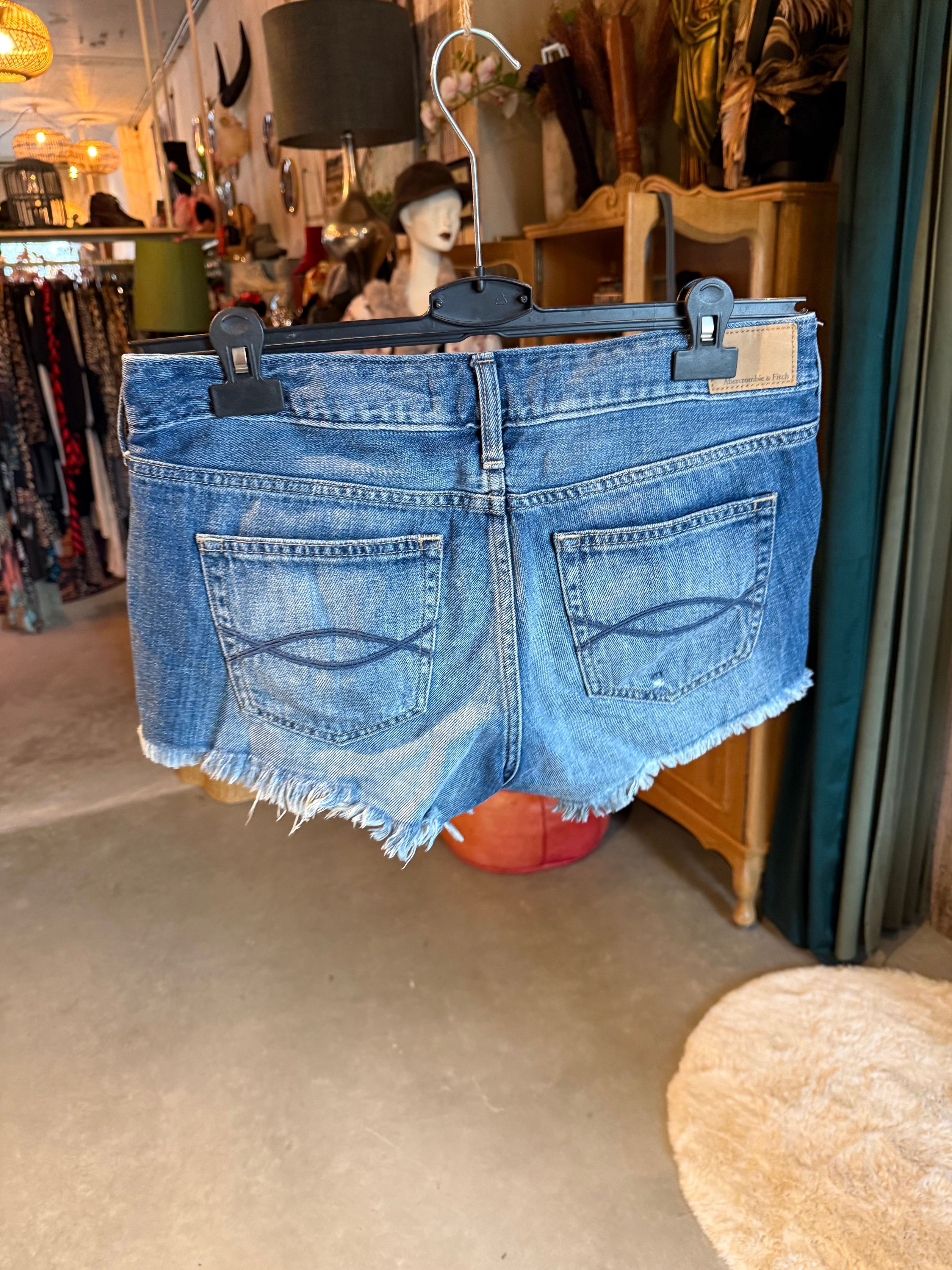 Abercrombie & Fitch boyfriend short – maat 27