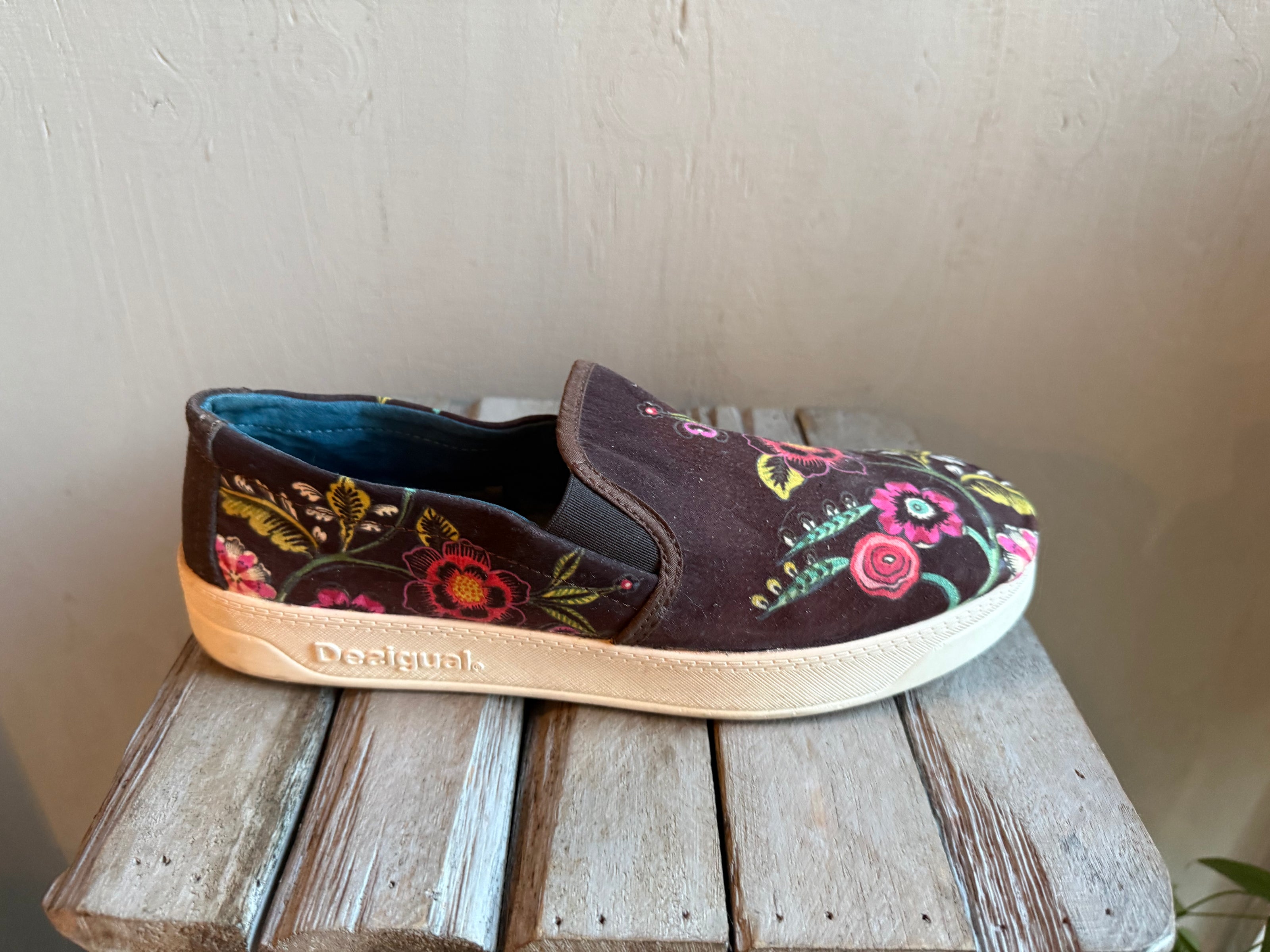 Desigual slip-on sneakers maat 39