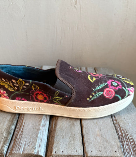 Desigual slip-on sneakers maat 39