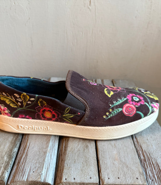 Desigual slip-on sneakers maat 39