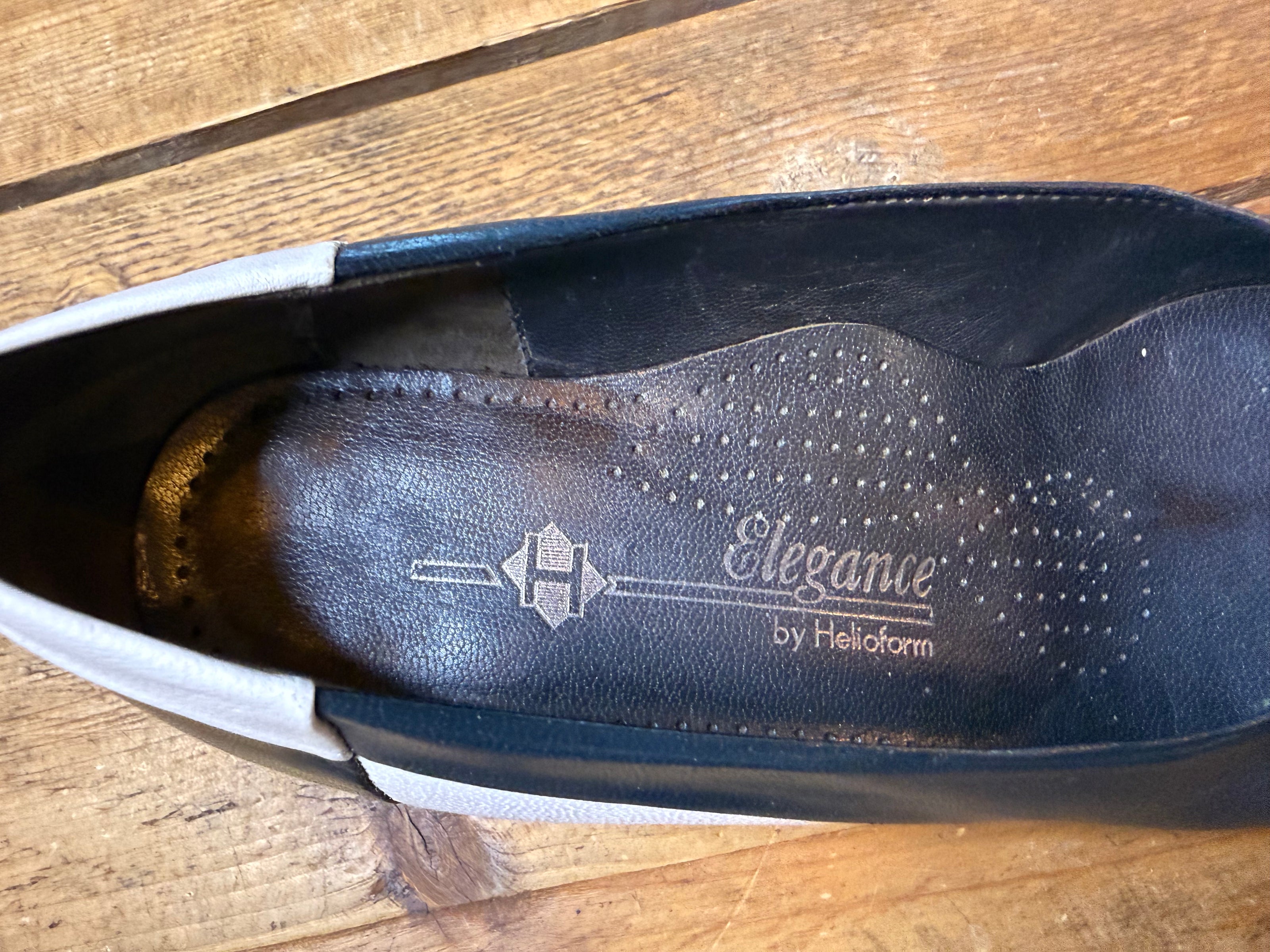 Elegance by Helioform pumps