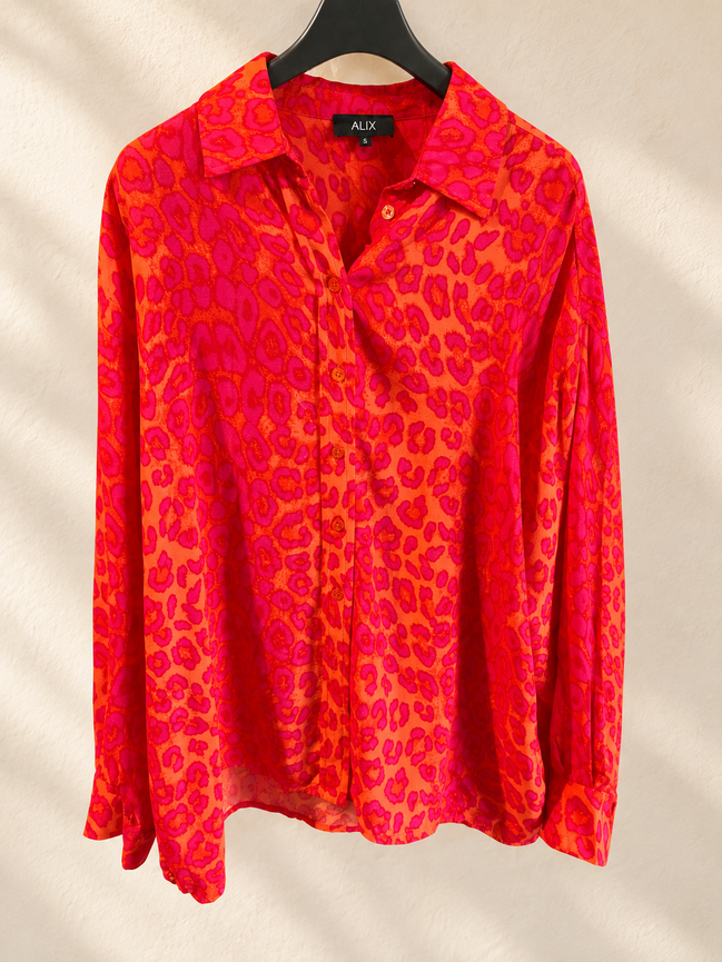 Alix blouse met oranje roze panterprint