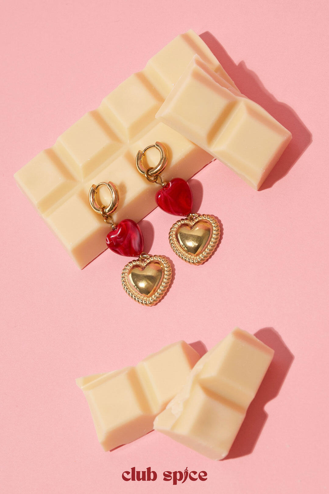 Heart-shaped pendant earrings