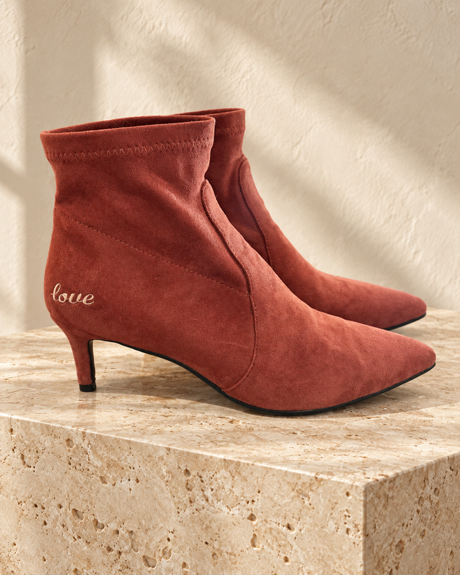Coster Copenhagen terracotta enkellaarsjes ‘love’ – maat 38