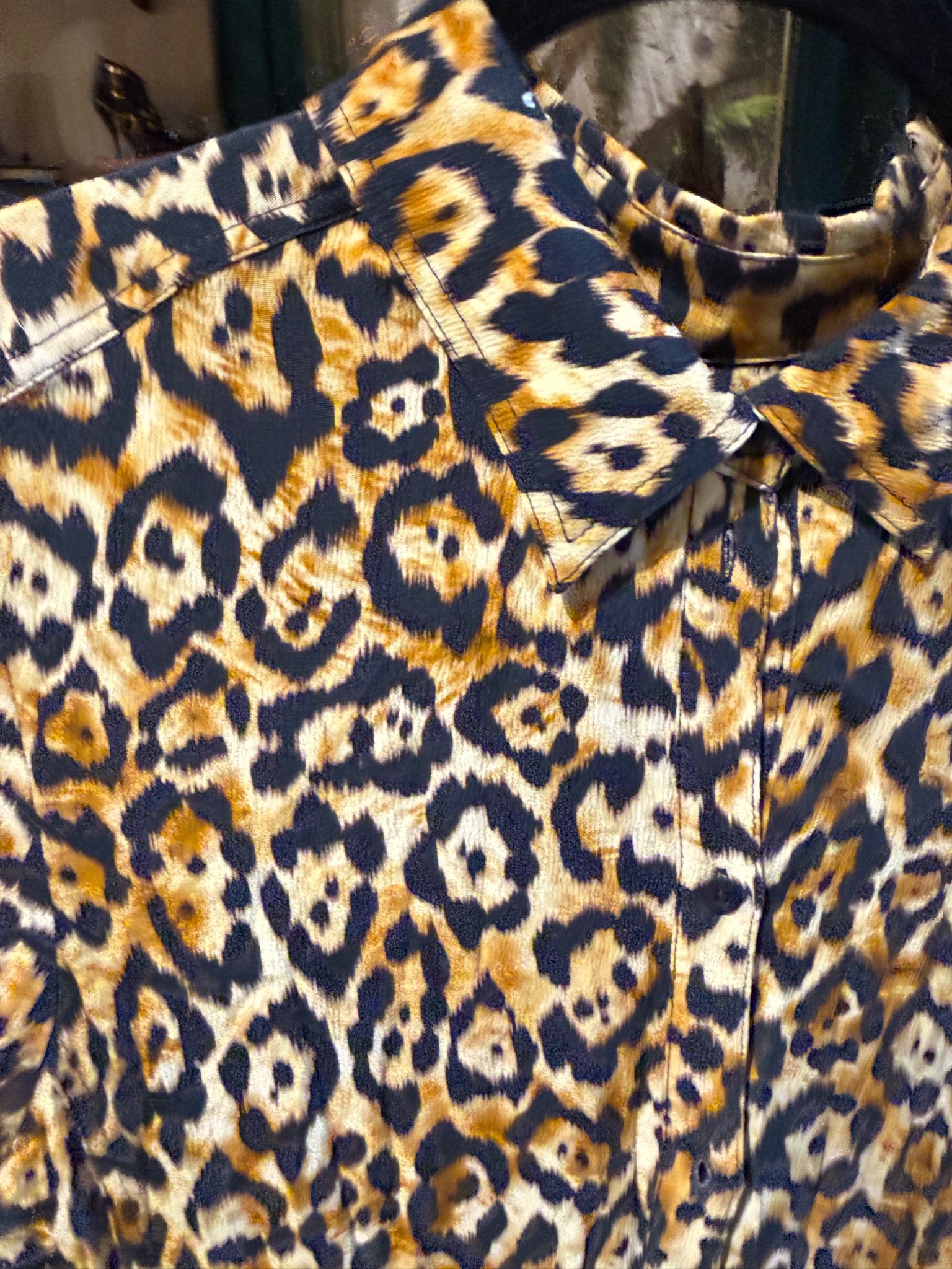 Expresso jurk met panterprint maat 38 – kraagdetail