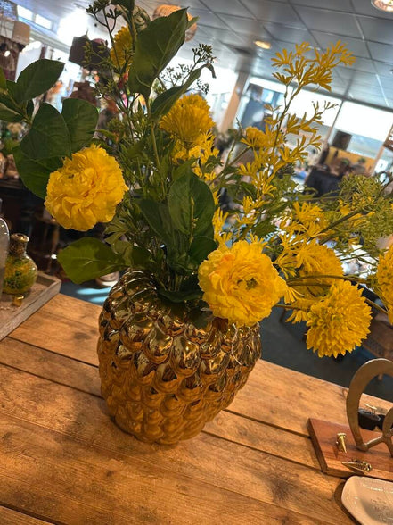 Boeket met gouden vaas Yellow