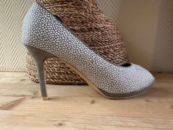 Ruby Shoo pumps — 39