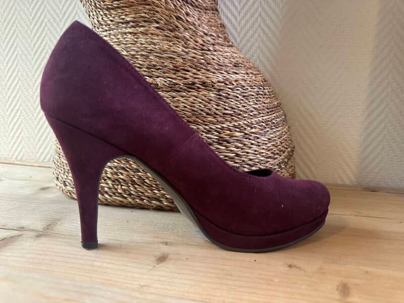 Tamaris purple pump — 39 / Tamaris
