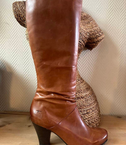 Tamaris brown boots — 41 / Tamaris