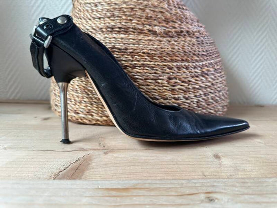 Gianfranco Ferré pumps — Gianfranco Ferré / 39