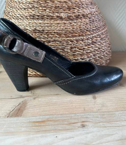 Carmens pump — 39 / Carmens