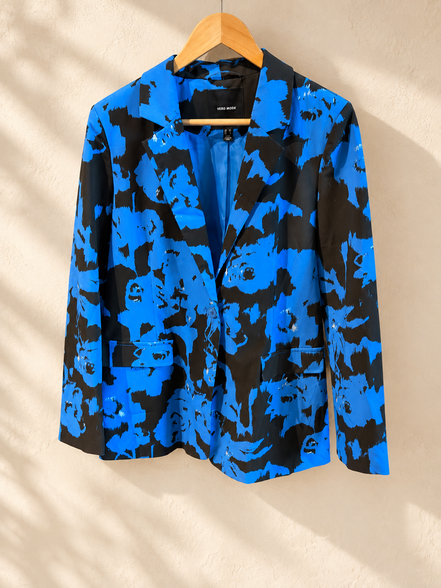 Vero Moda blauw-zwarte blazer met bloemenprint, maat 38